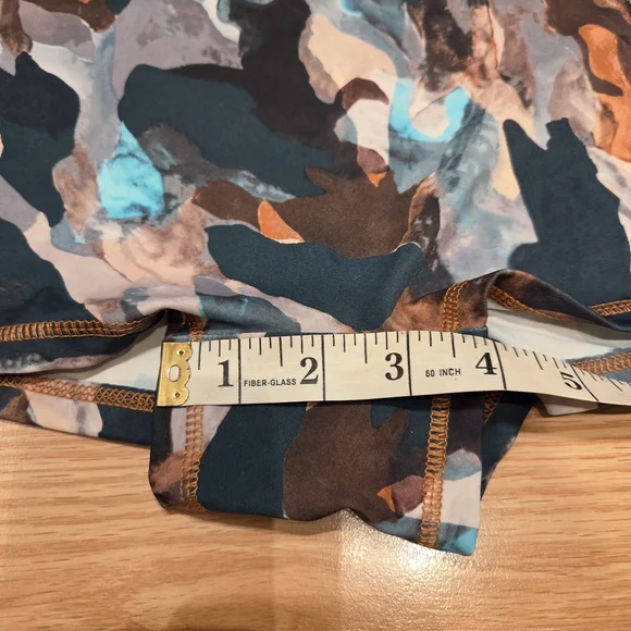 FABLETICS Swim Shorts - Picture 7 of 10